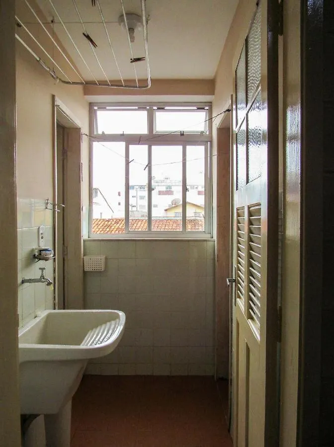 Apto Com Wifi A 5 Min Do Mar Em Cabo Frio Rj Apartment